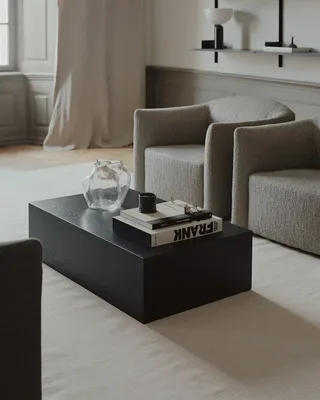 Mass Coffee Table High w. Drawer van New Works – sfeerfoto 3 van 5