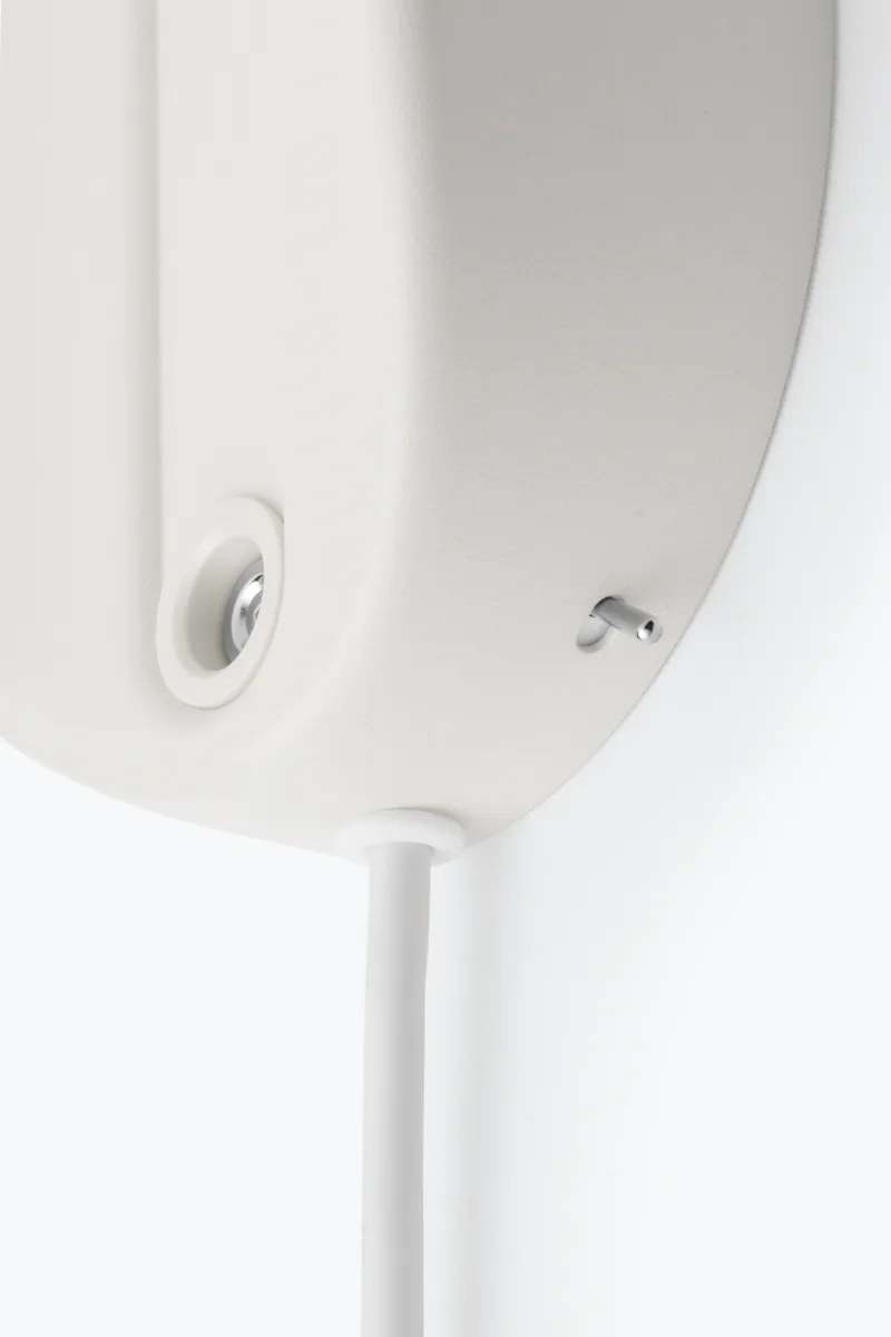 Tense Wall Lamp de New Works – photo du produit 2 sur 3