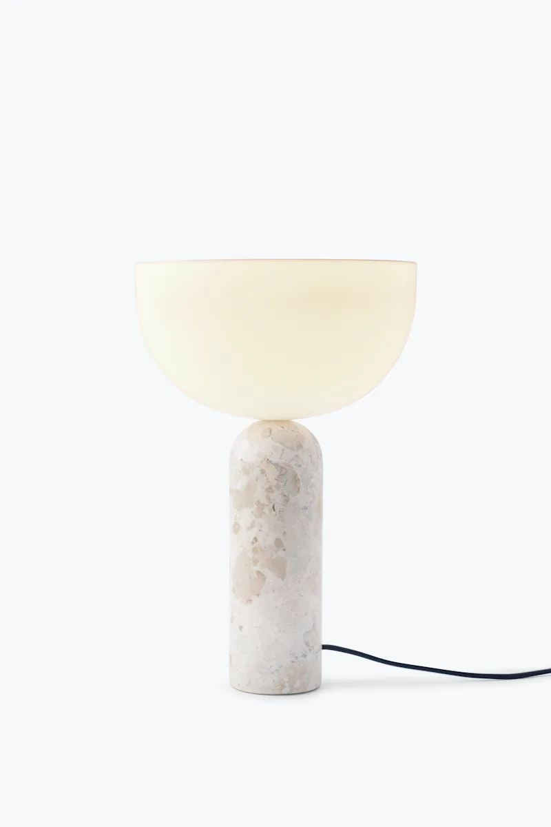 Kizu Table Lamp Large van New Works – productfoto 1 van 7
