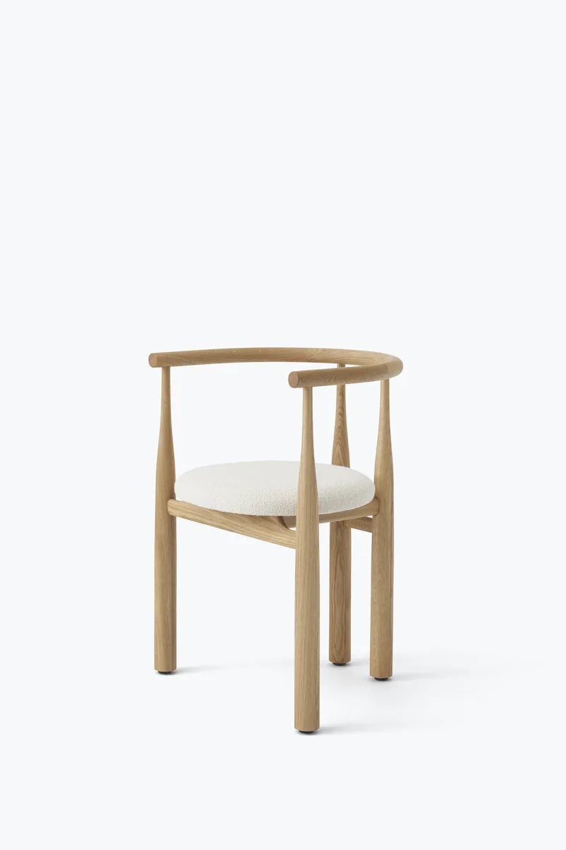Bukowski Chair van New Works – productfoto 1 van 10