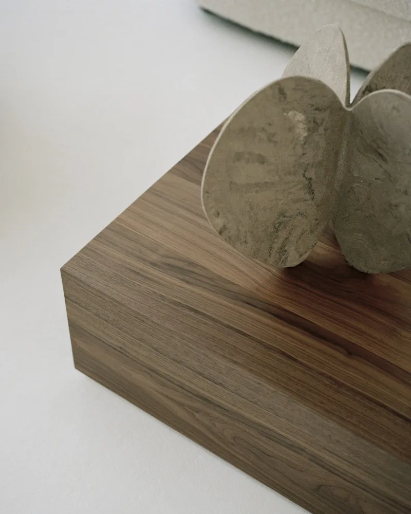 Mass Coffee Table High de New Works – photo d’ambiance 4 sur 5