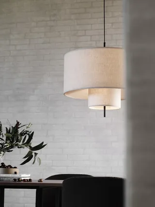 Margin Pendant Lamp Ø70 de New Works – photo d’ambiance 2 sur 8