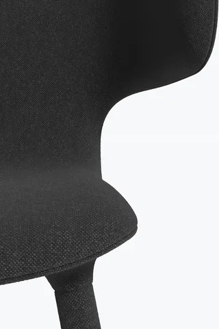 Tembo Lounge Chair van New Works – sfeerfoto 4 van 5