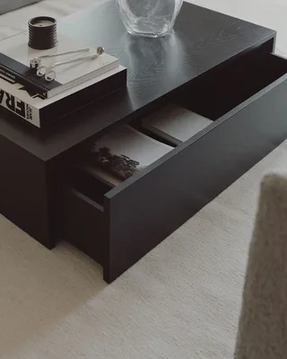 Mass Coffee Table High w. Drawer van New Works – sfeerfoto 4 van 5