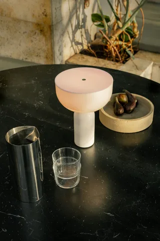 Kizu Portable Table Lamp by New Works – interior photo 8 of 9