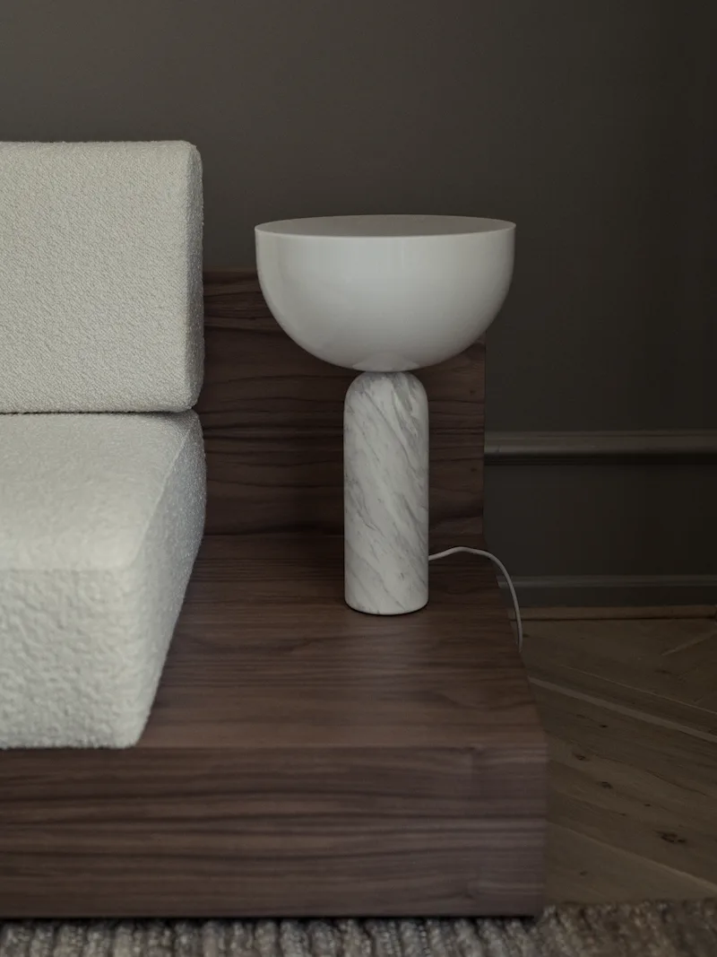 Kizu Table Lamp Large van New Works – sfeerfoto 3 van 5