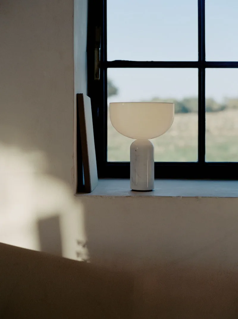 Kizu Portable Table Lamp by New Works – interior photo 2 of 9