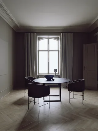 Covent Chair by New Works – interior photo 6 of 7