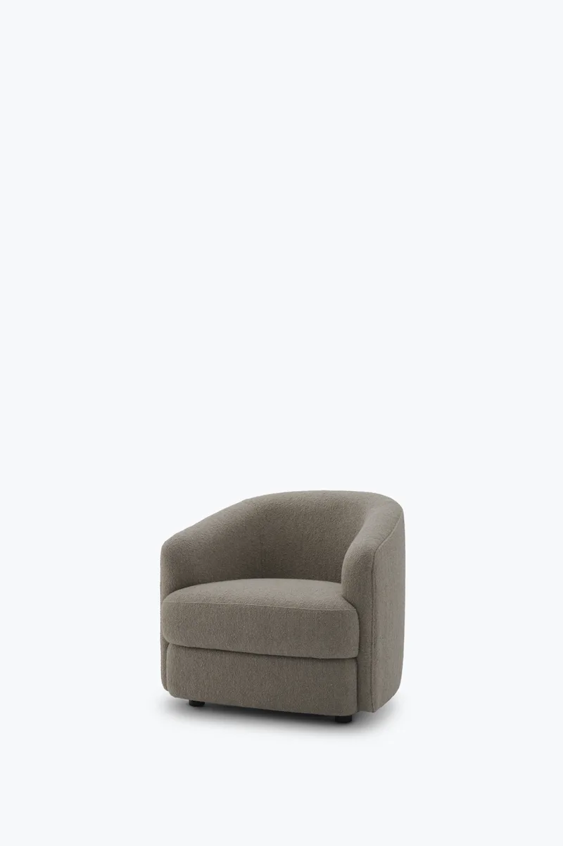 Covent Lounge Chair van New Works – productfoto 1 van 5