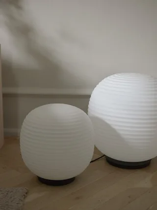 Lantern Globe Table Lamp Medium by New Works – interior photo 4 of 5