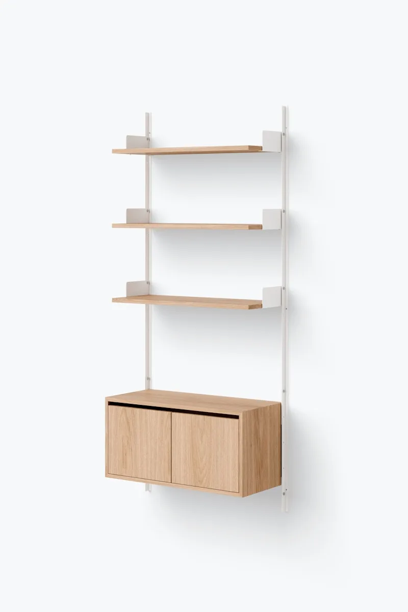 New Works Wall Shelf 1900 Cabinet Low w. Doors de New Works – photo du produit