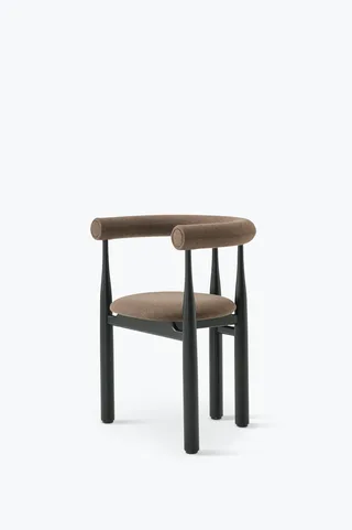 Bukowski Chair Fully Upholstered de New Works – photo du produit 5 sur 8