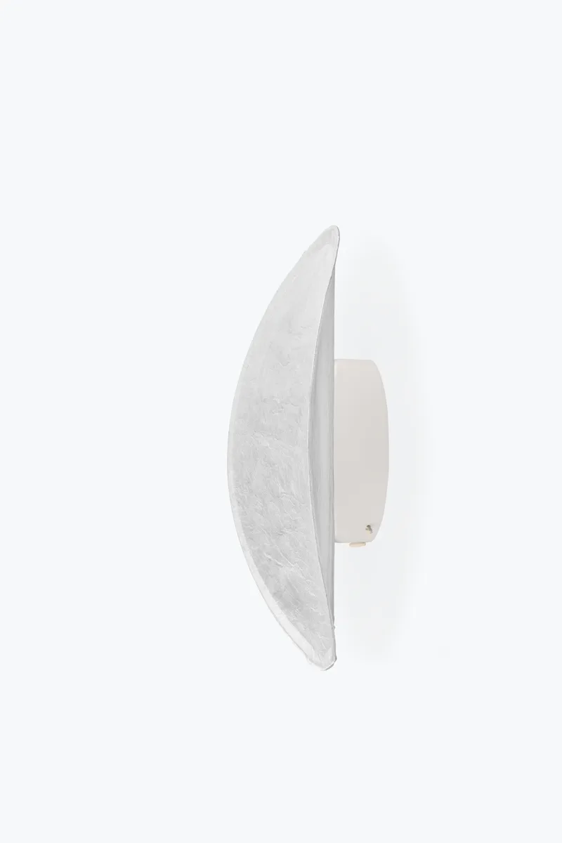 Tense Wall Lamp de New Works – photo du produit 3 sur 3