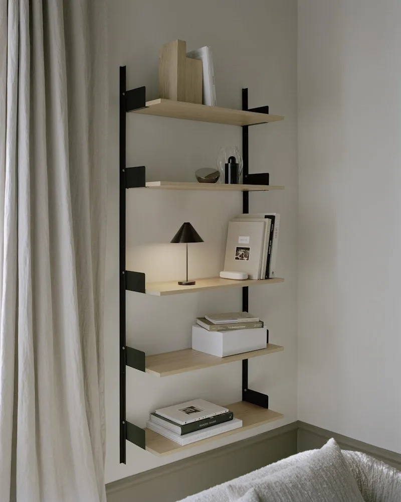 New Works Wall Shelf, 1900 de New Works – photo d’ambiance 4 sur 5