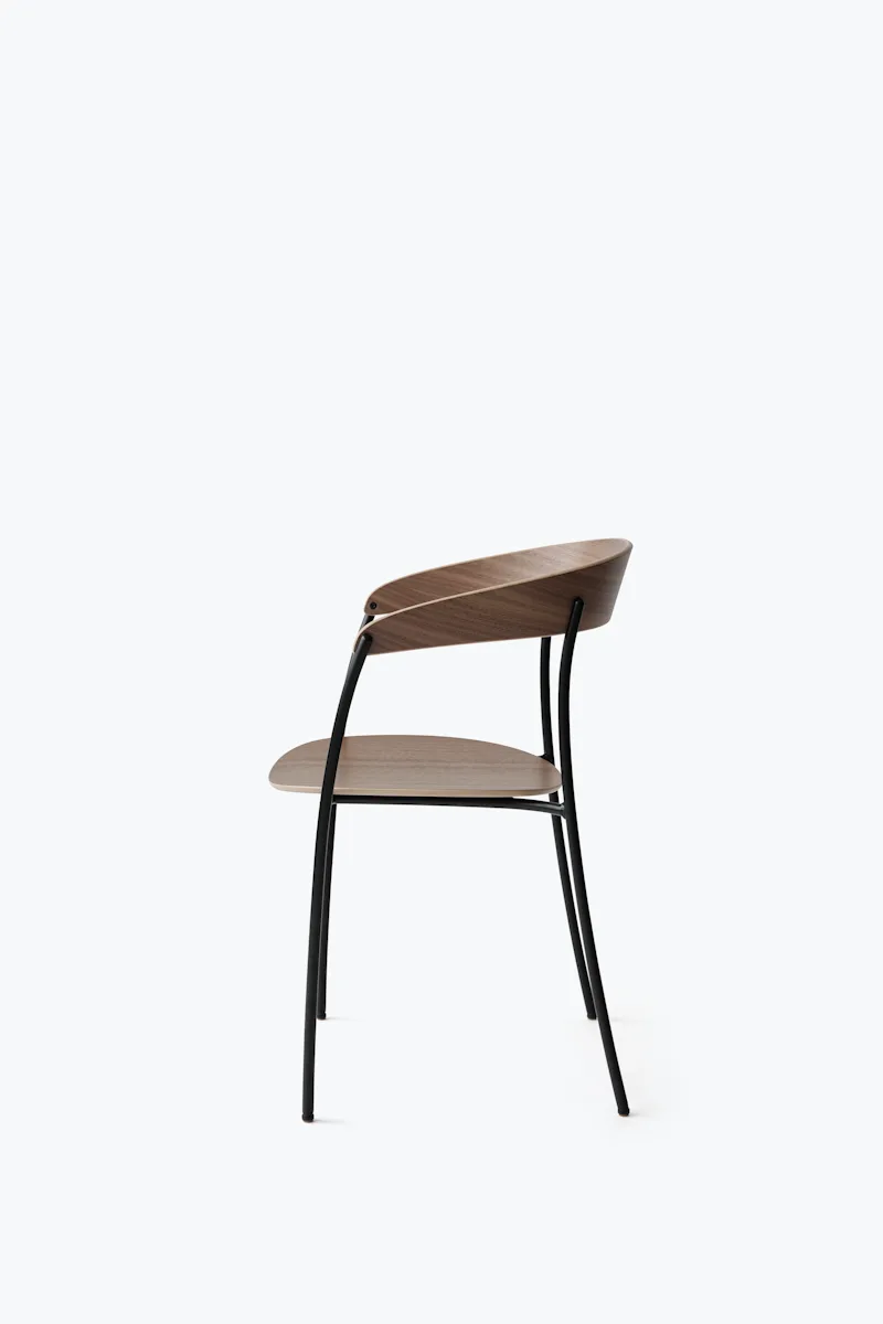 Missing Armchair van New Works – productfoto 2 van 7