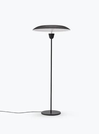 Kantarell Floor Lamp van New Works – productfoto 7 van 7