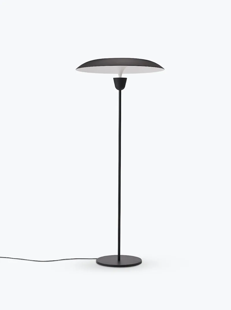 Kantarell Floor Lamp van New Works – productfoto 7 van 7