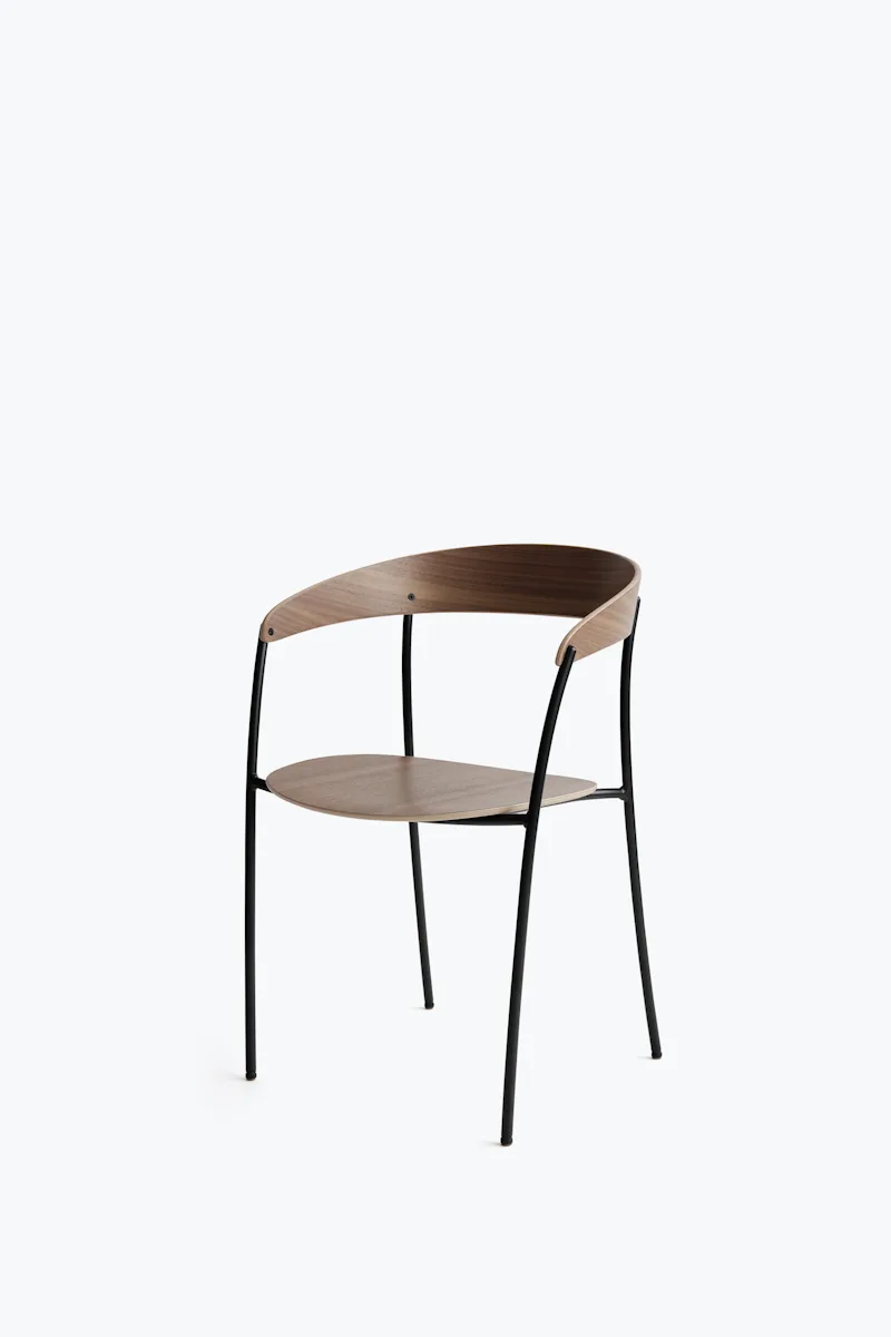 Missing Armchair van New Works – productfoto 1 van 7