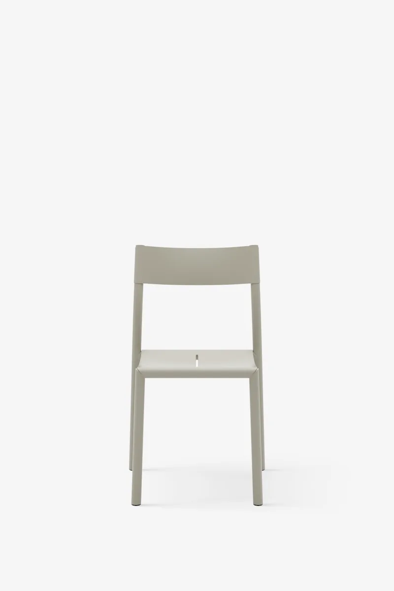 May Chair van New Works – productfoto 2 van 8