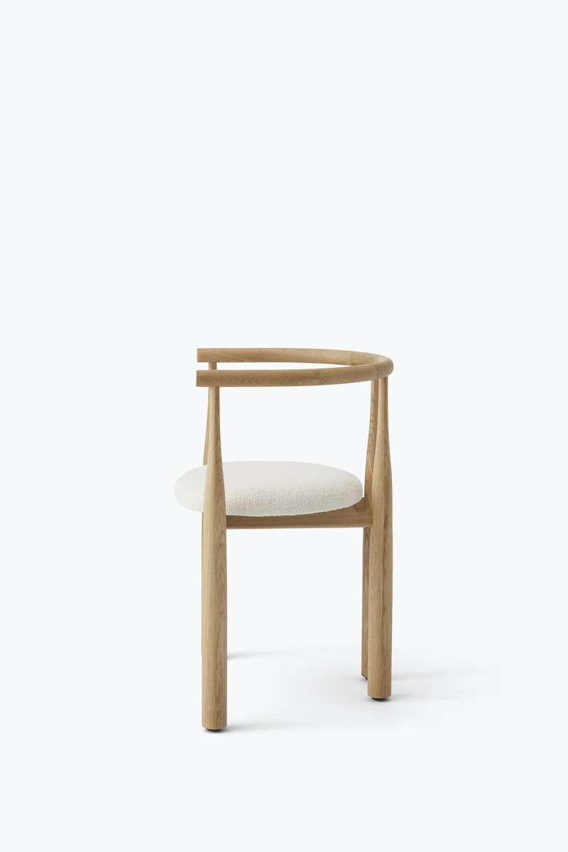 Bukowski Chair van New Works – productfoto 2 van 10