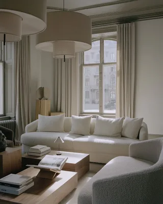Covent Residential Sofa von New Works – Ambientefoto 4 von 5