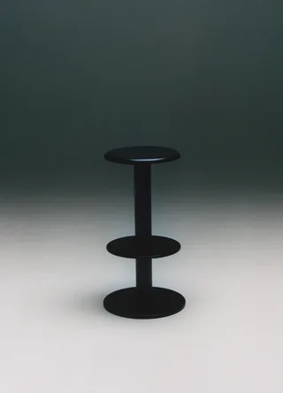 Coupe Bar Stool 75 cm van New Works – sfeerfoto 1 van 2