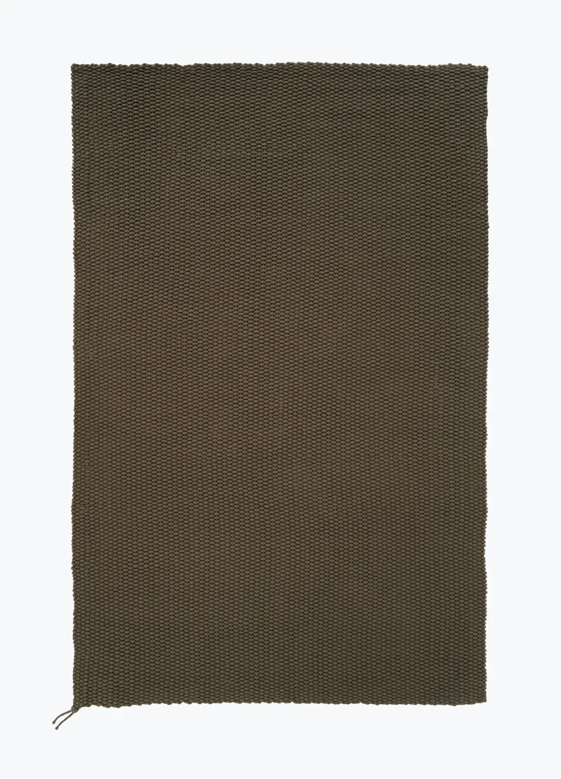 Knot Rug 300x400 by New Works – product photo 2 of 2