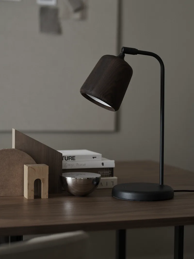 Material Table Lamp von New Works – Ambientefoto 1 von 2