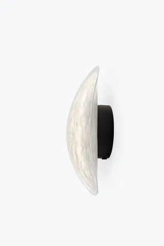 Tense Wall Lamp de New Works – photo du produit 1 sur 4