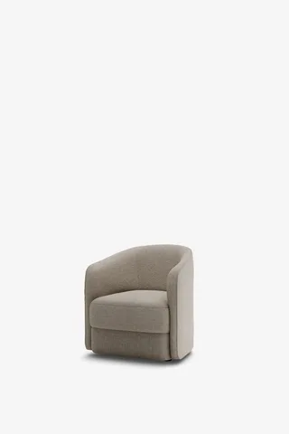 Covent Lounge Chair Narrow de New Works – photo du produit 4 sur 5