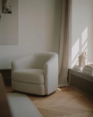 Covent Lounge Chair by New Works – interior photo 3 of 8