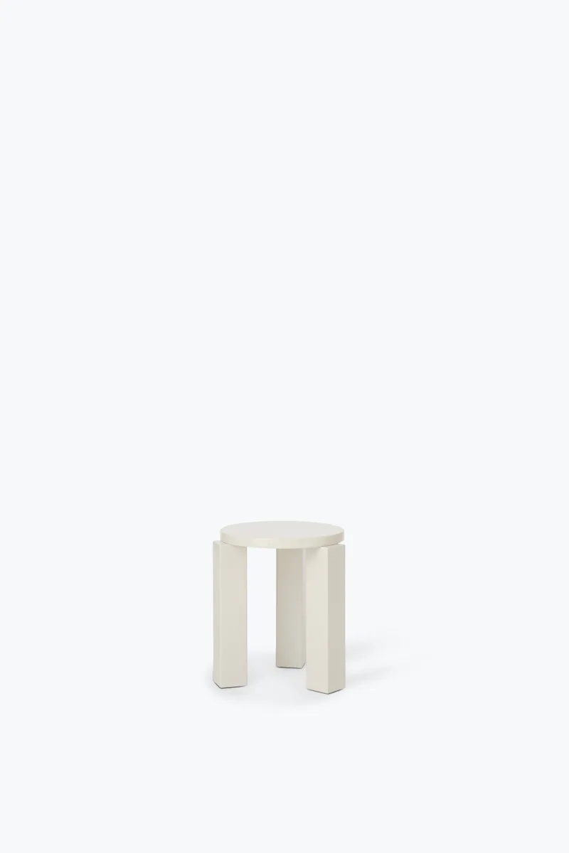 Atlas Stool Round von New Works – Produktfoto 3 von 4