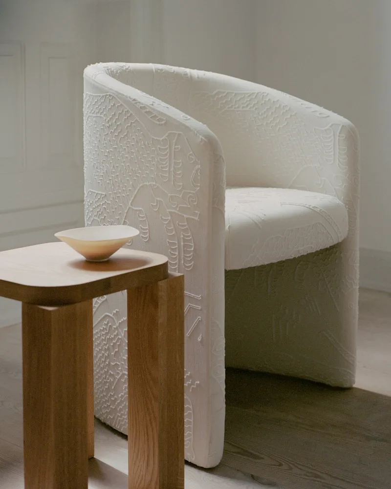 Atlas Stool van New Works – sfeerfoto 4 van 6