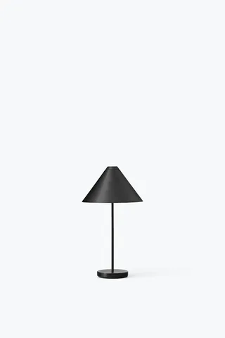 Brolly Portable Table Lamp de New Works – photo du produit 8 sur 8