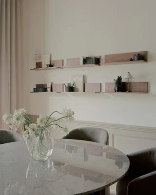 Tana Wall Shelf von New Works – Ambientefoto 5 von 8