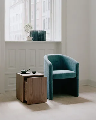 Mass Side Table w. Drawer van New Works – sfeerfoto 5 van 6
