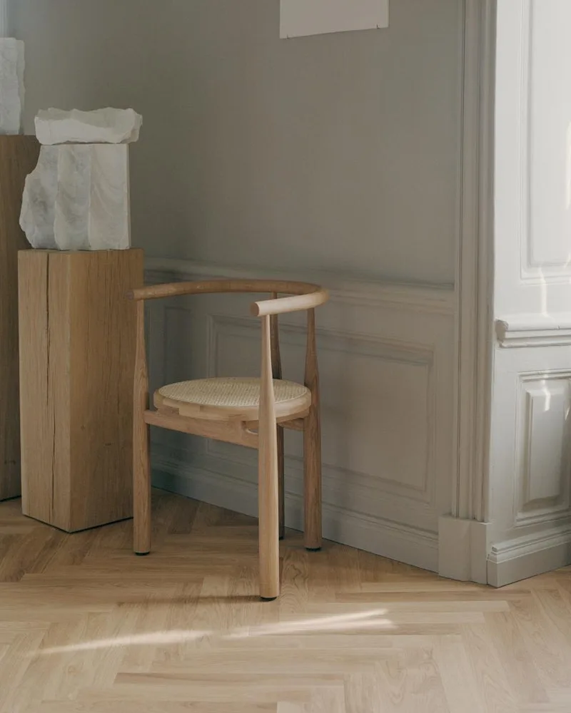 Bukowski Chair van New Works – sfeerfoto 7 van 11