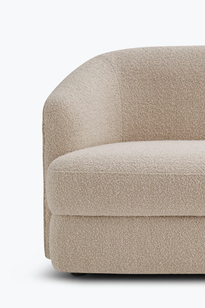 Covent Sofa Deep 2 Seater van New Works – sfeerfoto 2 van 4