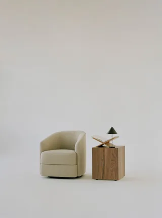 Mass Side Table van New Works – productfoto 3 van 4