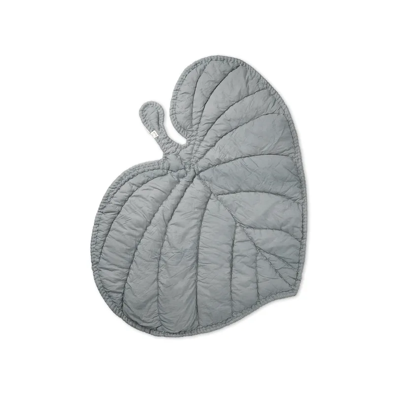 Leaf Blanket von Nofred – Produktfoto