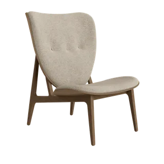 Elephant Lounge Chair van NORR11 in Light Smoked Oak, Front – Barnum 003 – productfoto 2 van 2