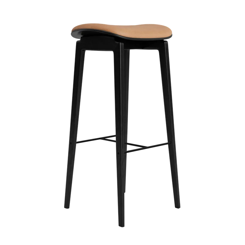 NY11 Counter & Bar w/o Backrest van NORR11 in Black Oak, Dunes Camel 21004, H75 – productfoto 2 van 2
