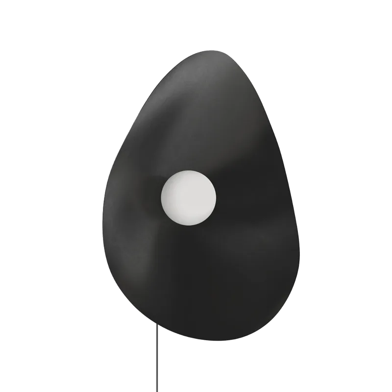 Fuji Wall Lamp von NORR11 in Large – Produktfoto