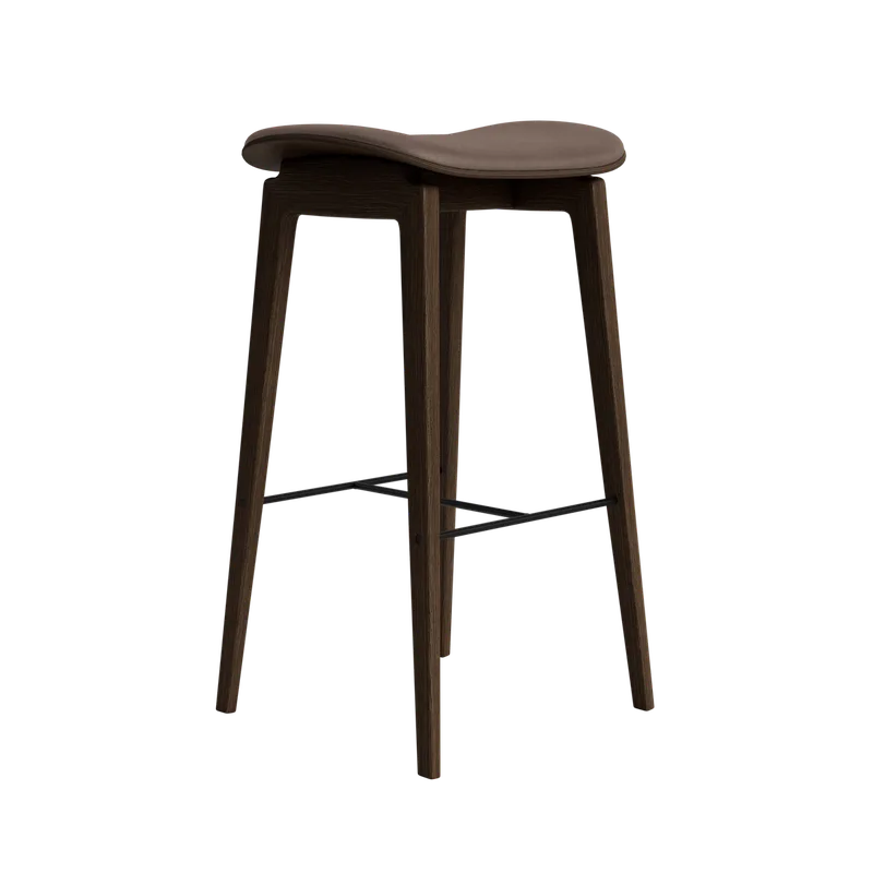 NY11 Counter & Bar w/o Backrest van NORR11 in Black Oak, Dunes Camel 21004, H75 – productfoto 1 van 2
