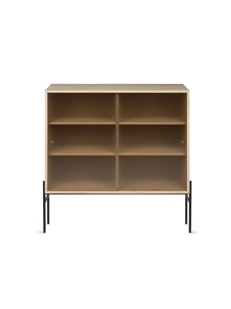 Hifive glasskap von Northern in Høye ben, Light oiled oak, 100 cm – Produktfoto