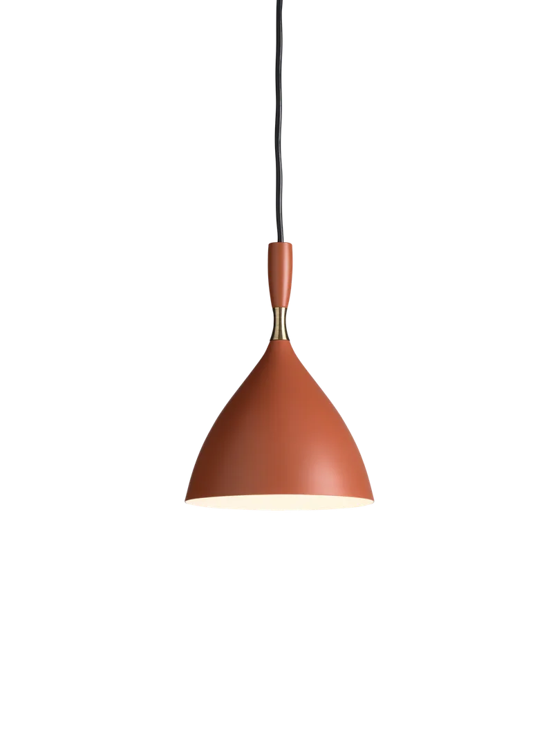 Dokka pendellampe van Northern in Rust – productfoto