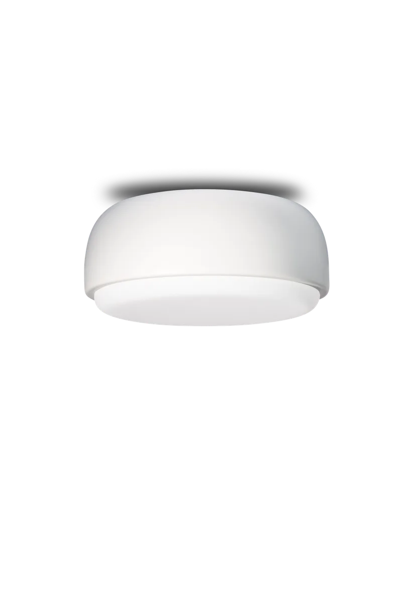 Over Me tak-/vegglampe van Northern in Ø 30 cm, Hvit – productfoto