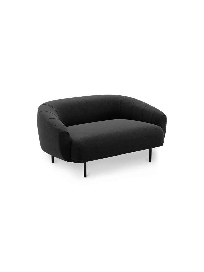 Plis 2-seters sofa von Northern in Mørk grå (Brusvik 08) – Produktfoto