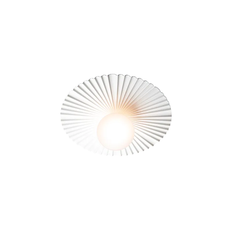 Liila Muuse Medium Væglampe van Nuura in White / opal – productfoto