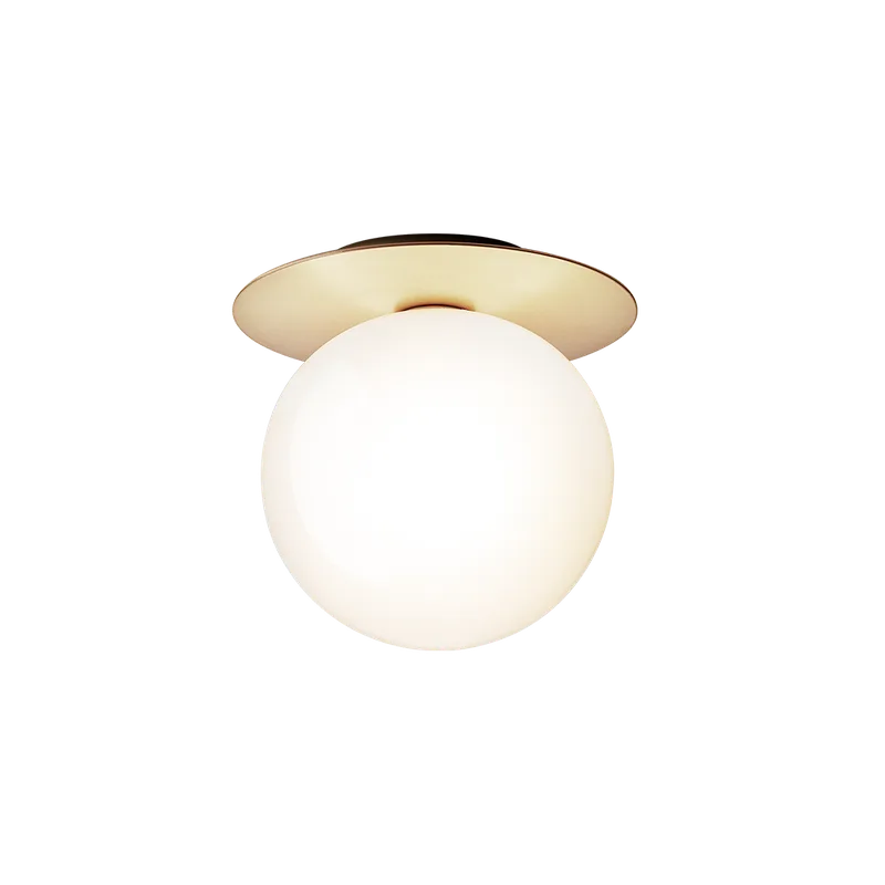 Liila 1 Large Væglampe van Nuura in Nordic gold / opal – productfoto